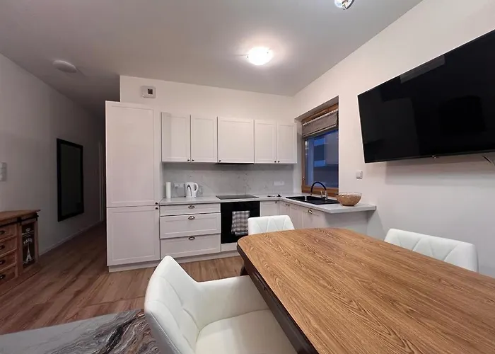 Aurora Prestige 2 Varsó